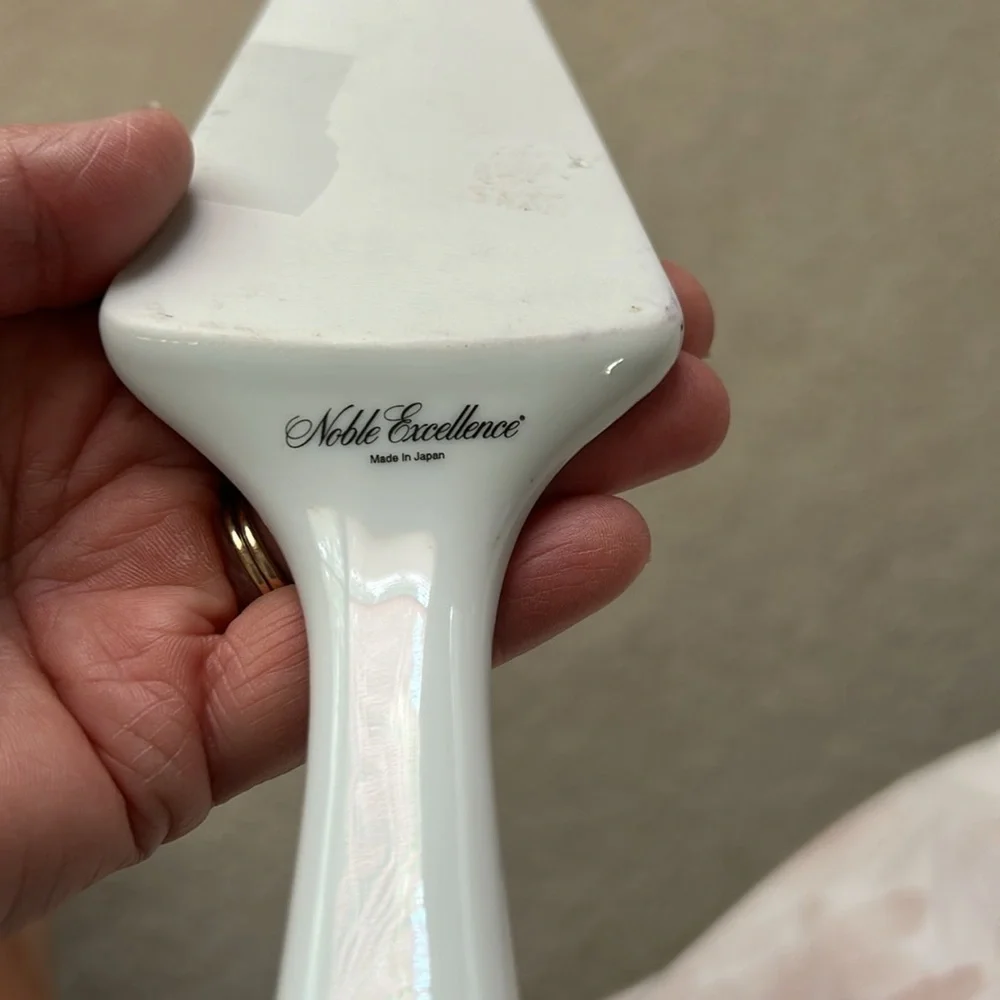 Noble Excellence Porcelain Floral Cake Server